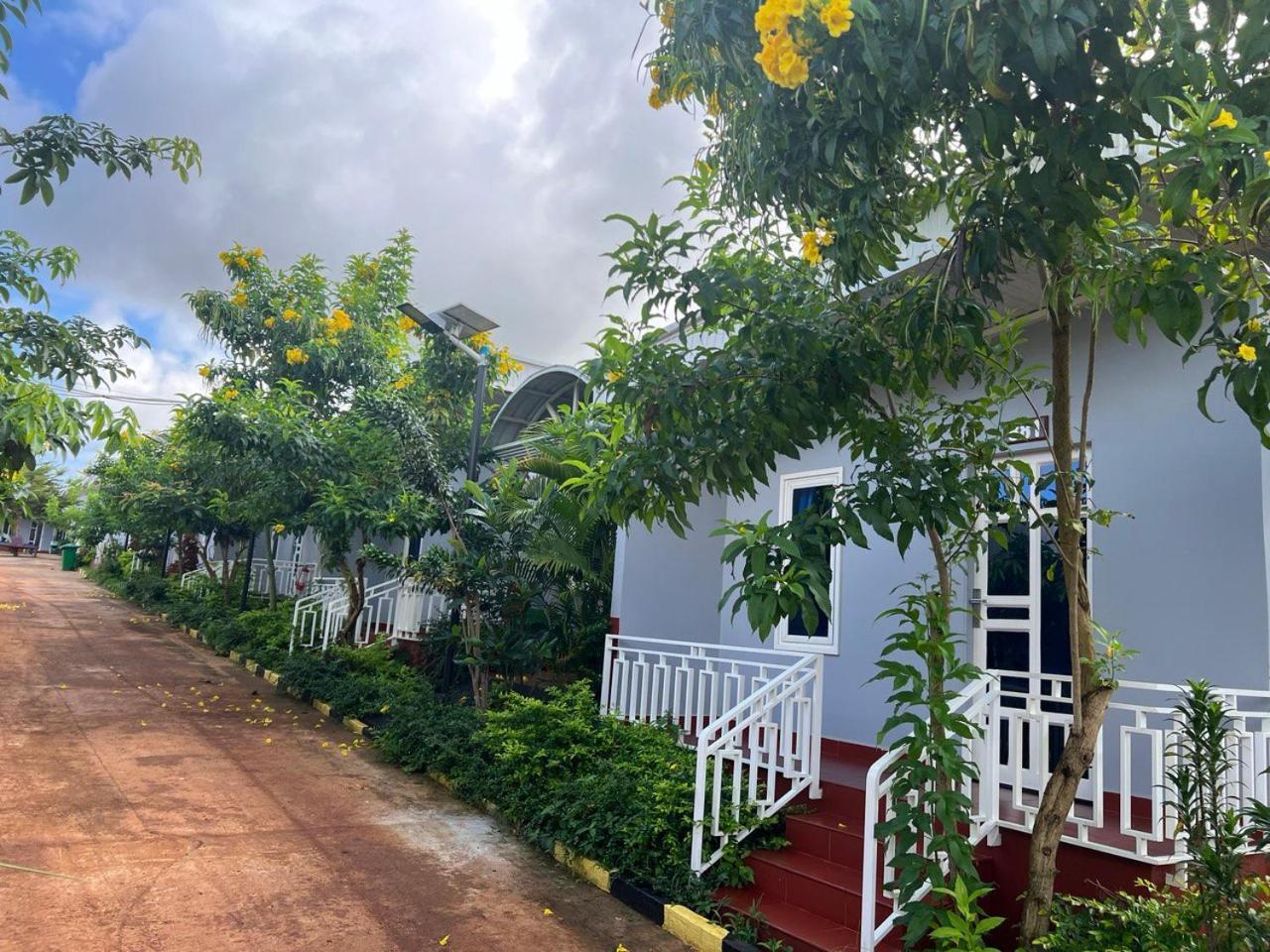 Chomkatae Bungalows Sen Monourom Esterno foto