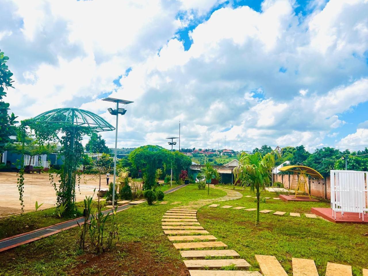Chomkatae Bungalows Sen Monourom Esterno foto