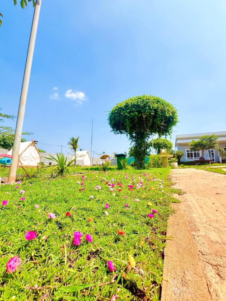 Chomkatae Bungalows Sen Monourom Esterno foto